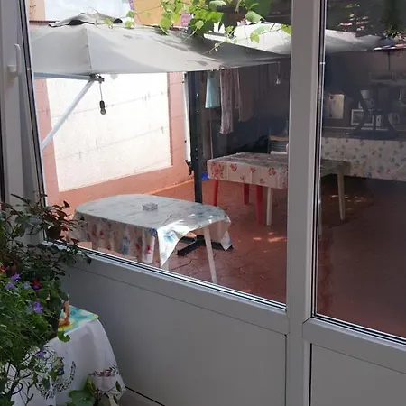 Casa de hóspedes Vila Liz 3*